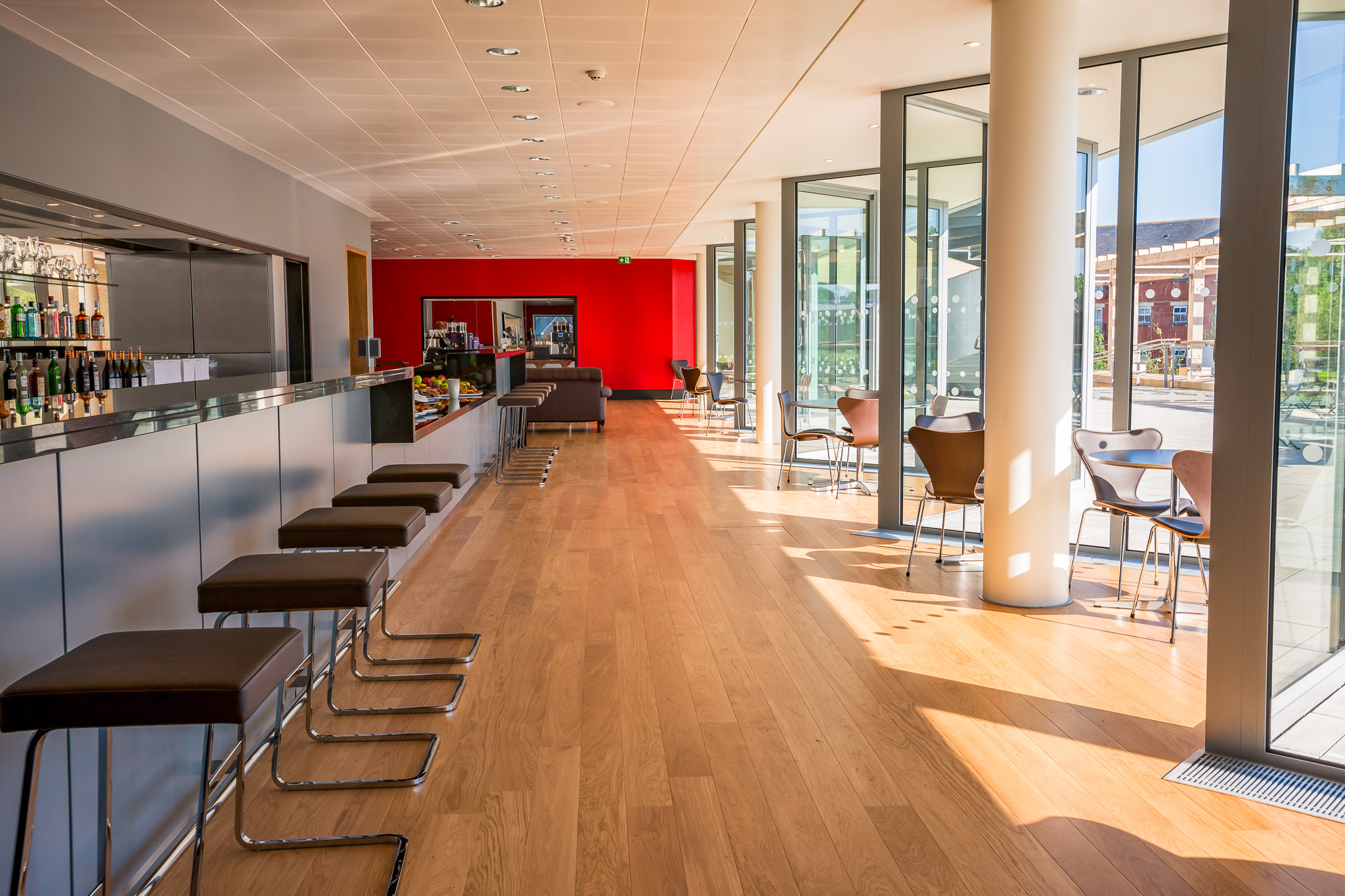 https://manager.conference-oxford.com/sites/default/files/venue-items/2026-06/Club%20Lounge-2.jpg
